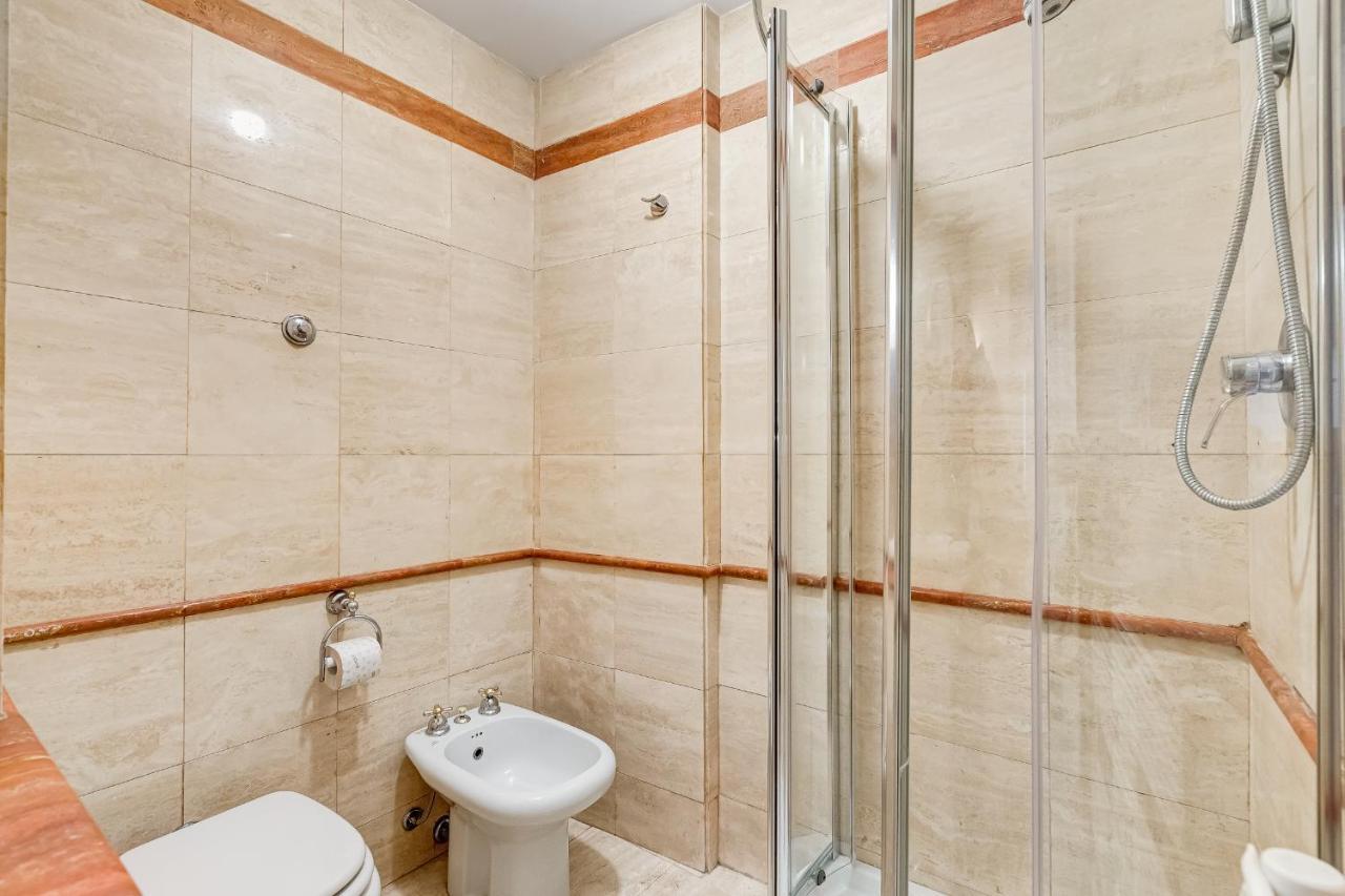 Domus Sant'Angelo Apartment Rome Luaran gambar