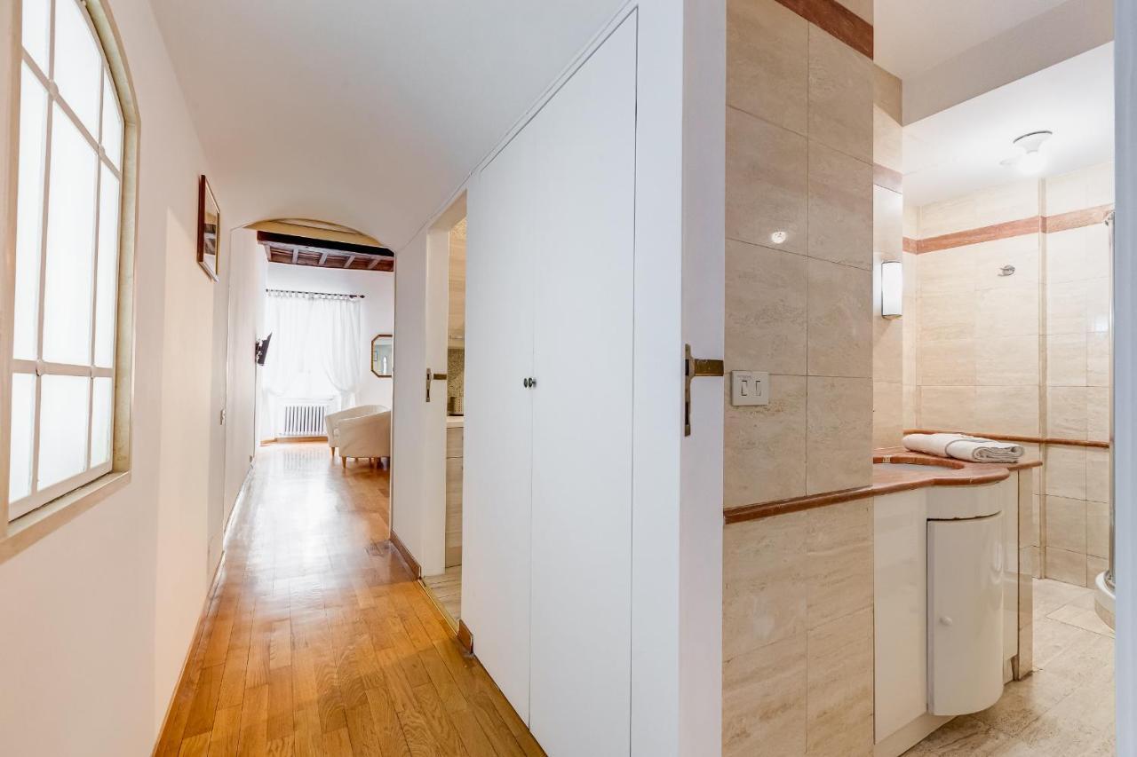 Domus Sant'Angelo Apartment Rome Luaran gambar
